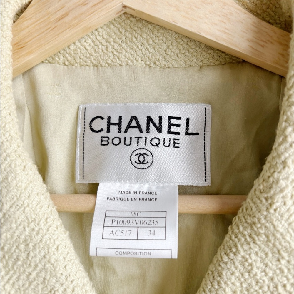 Chanel Boutique Jacket & Skirt Set Size 34 - Picture 2 of 7